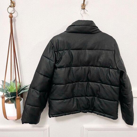 7 for All Mankind Faux Leather Puffer Black Jacket Size M 69754 - Picture 3 of 6